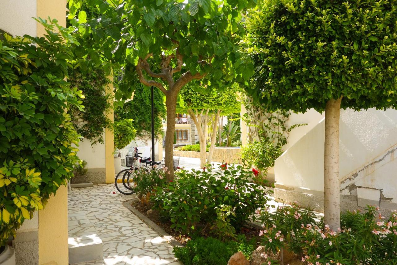 Apartamento Oasis Playas de Vera Exteriör bild